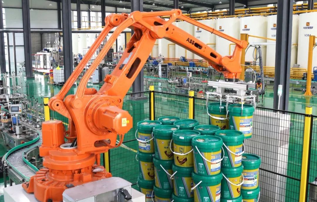 哈弗潤滑油 以十年專注與智慧工廠4.0，鑄就用戶滿意與品牌卓越